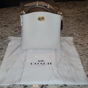 NEW Coach Womens Colorblock Leather Willow Bucket (Chalk Color, without tags)